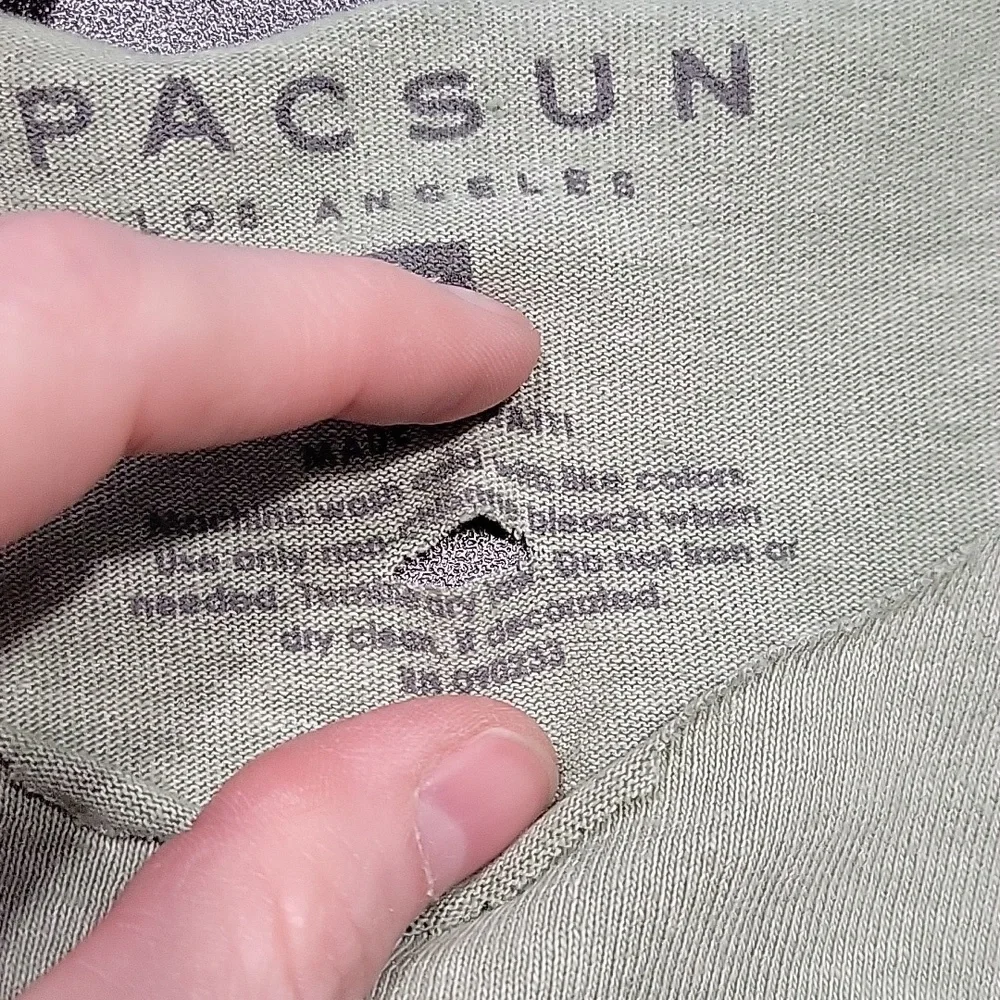 PacSun Olive Raw edges Graphic Tshirts - Picture 3 of 8
